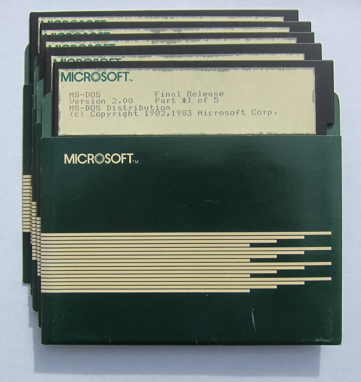 Los Disquetes de MS DOS (El logo de Microsoft era hermoso).