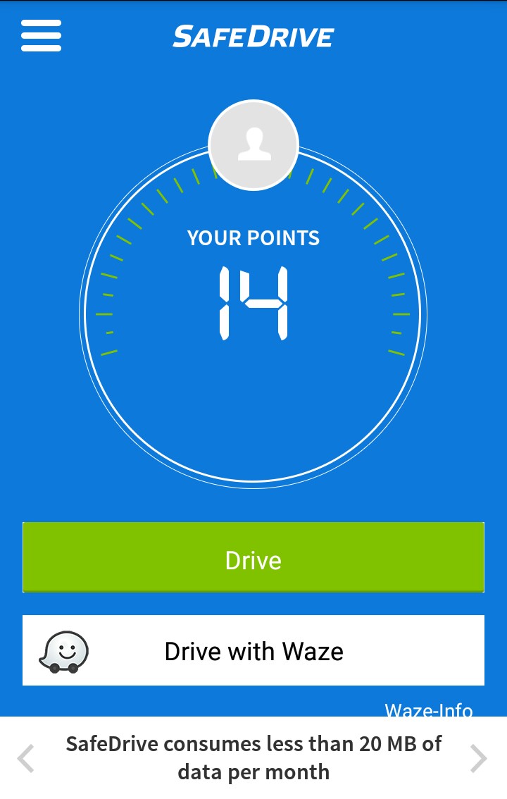 SafeDrive también cuenta con integración al popular servicio Waze, para aquellos que usan el GPS mientras conducen.