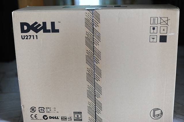 Dell U2711