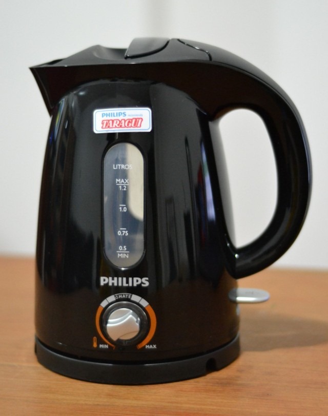 Pava electrica Philips HD4678