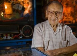 Adiós, padre de los flippers