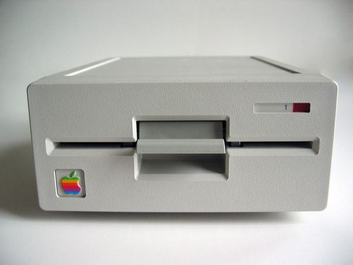 disquetera-apple