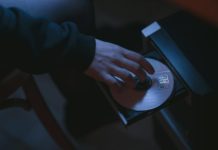 Cuando conseguir música era una hazaña: CDs, MP3 y suerte